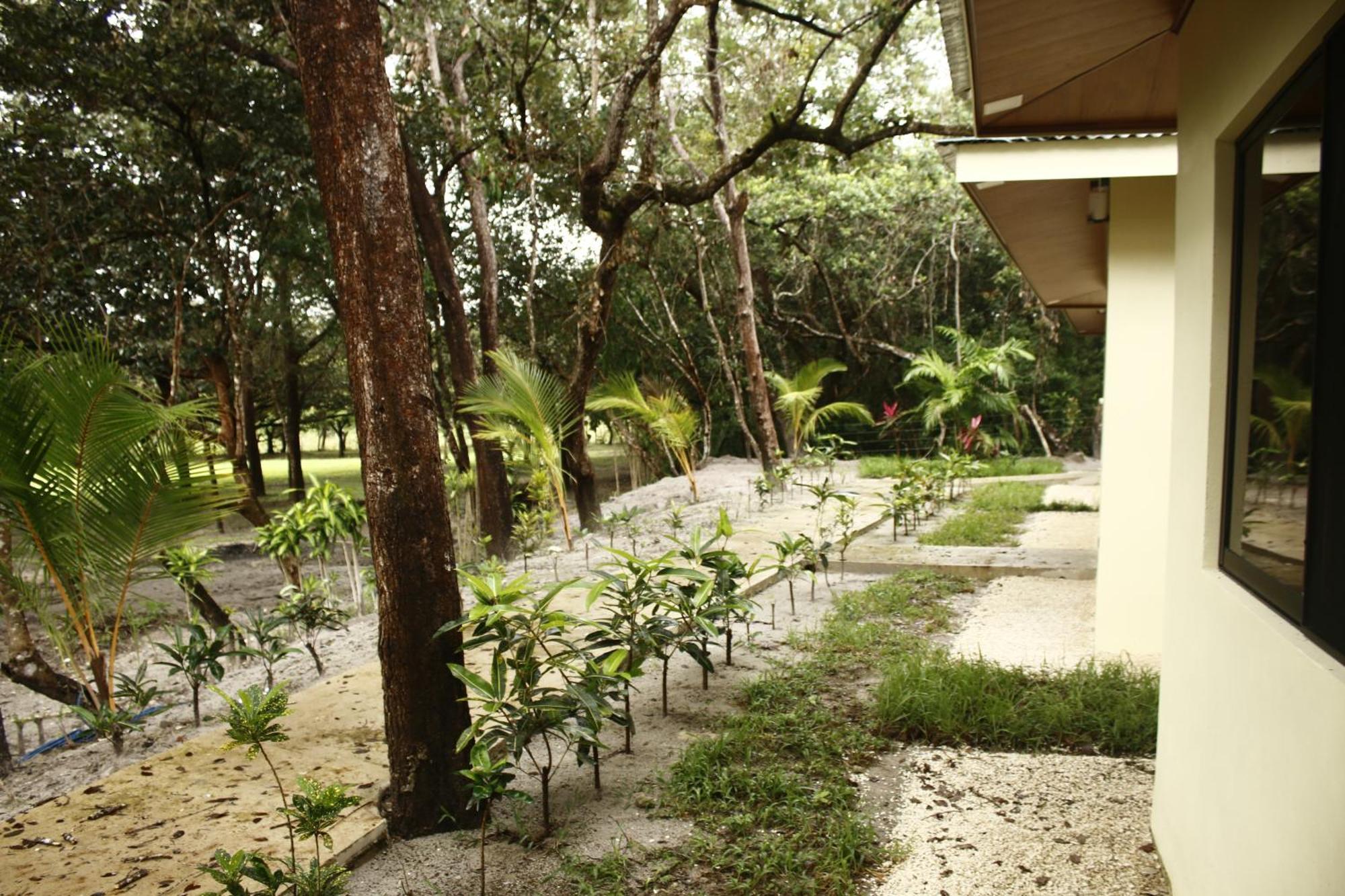 Canon De La Vieja Lodge Liberia Exterior photo